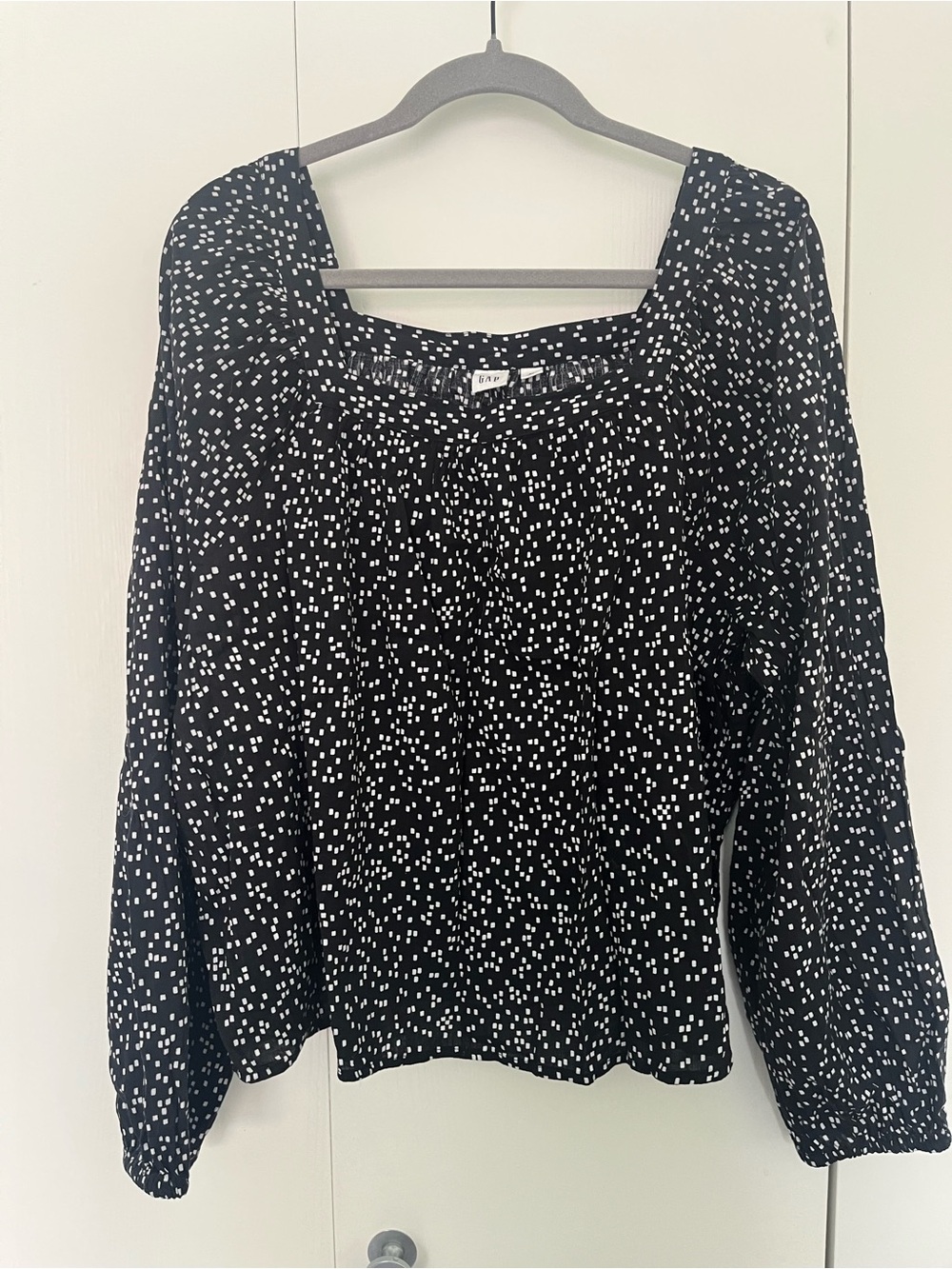GAP Black Long-Sleeve Square Neck Dot Blouse